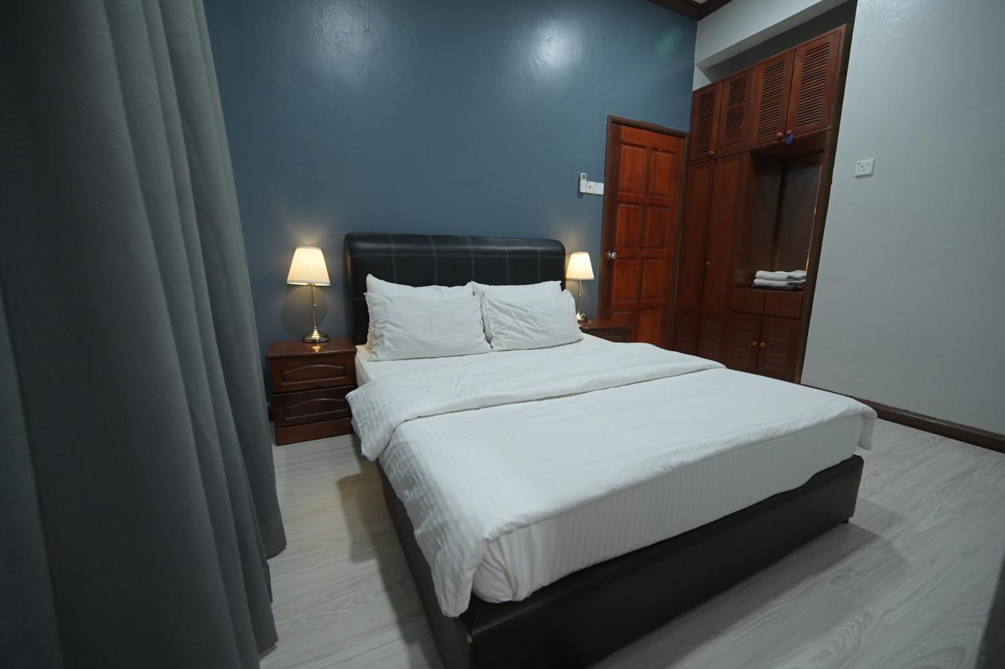 Kesedar Hotel Travel & Tours Sdn Bhd Гуа-Мусанг Экстерьер фото